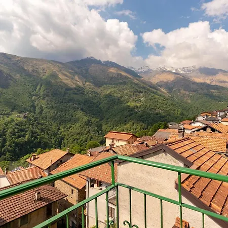 Sciura Elena's Terrace With Lake, Mounts & Valley By Halldis Apartment